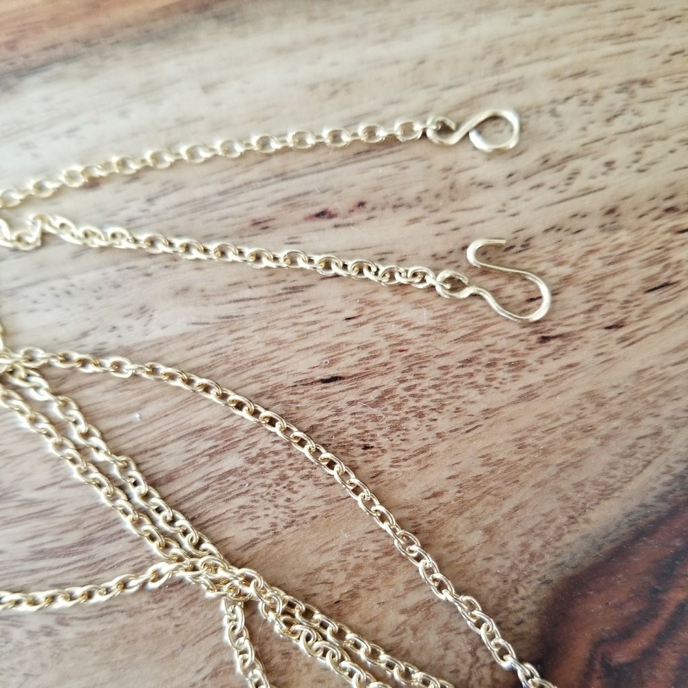 Iridescent Rose Quartz Crystal and Gold Necklace - Picture 3 of 5